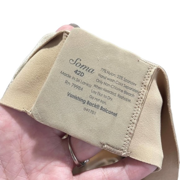 Soma Vanishing Back Smoothing Seamless Underwire Nude Bra - Picture 6 of 10